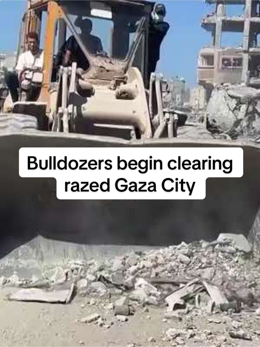 Bulldozers, some bearing Qatari flags, began clearing debris from roads and neighborhoods in Gaza City as part of a post-ceasefire recovery effort led by the local municipality. #gaza #ceasefire #palestinians #qatar #gazacity