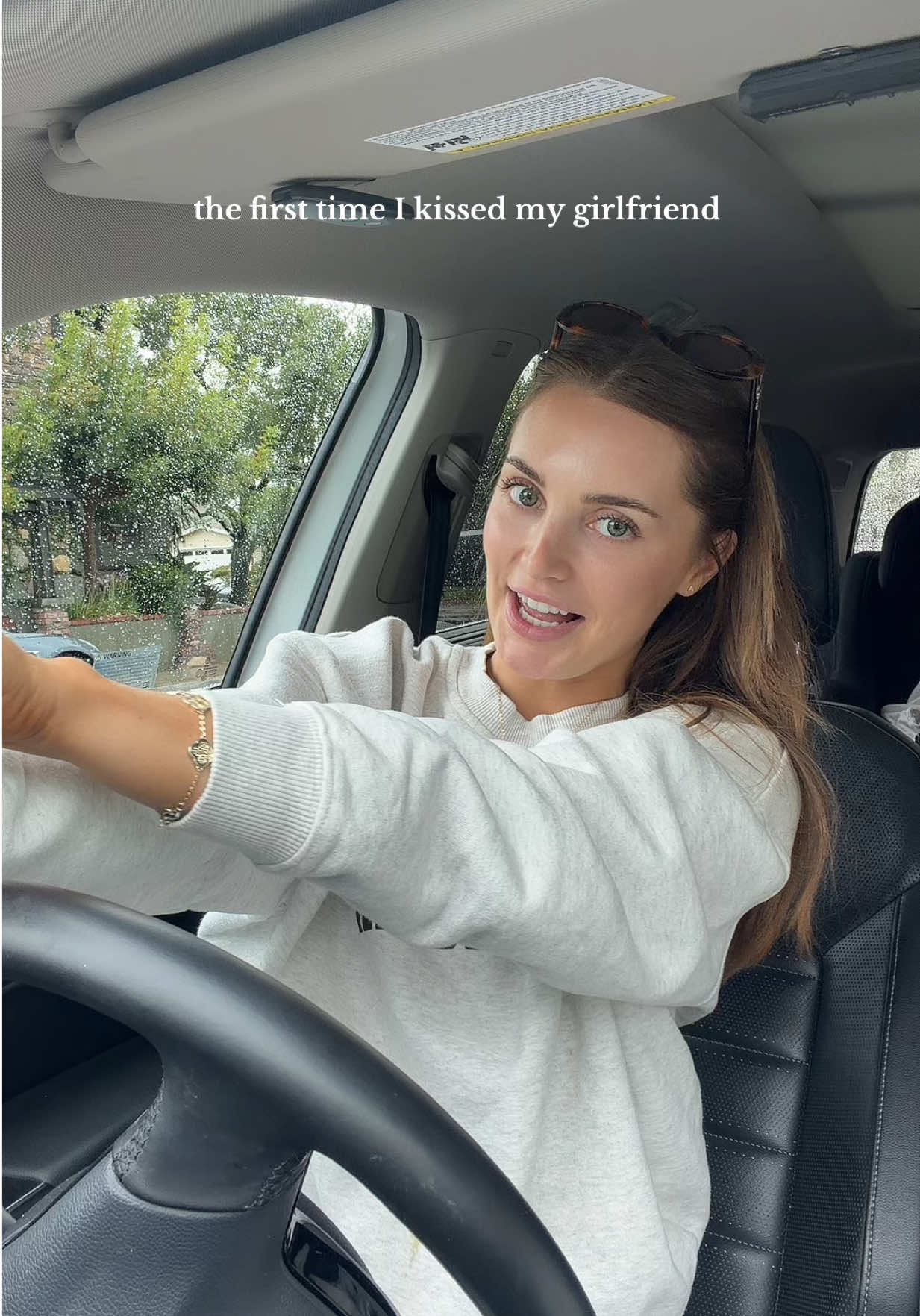 first time I kissed my girlfriend!!!! 