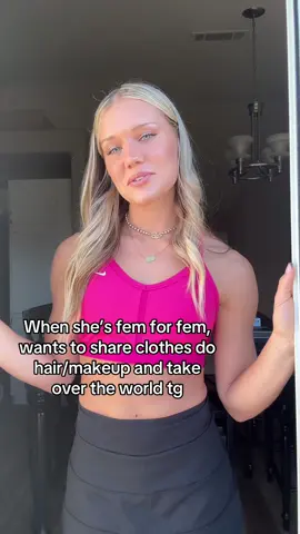 🤭 #wlw #fypシ #lesbiansoftiktok #fem4fem 