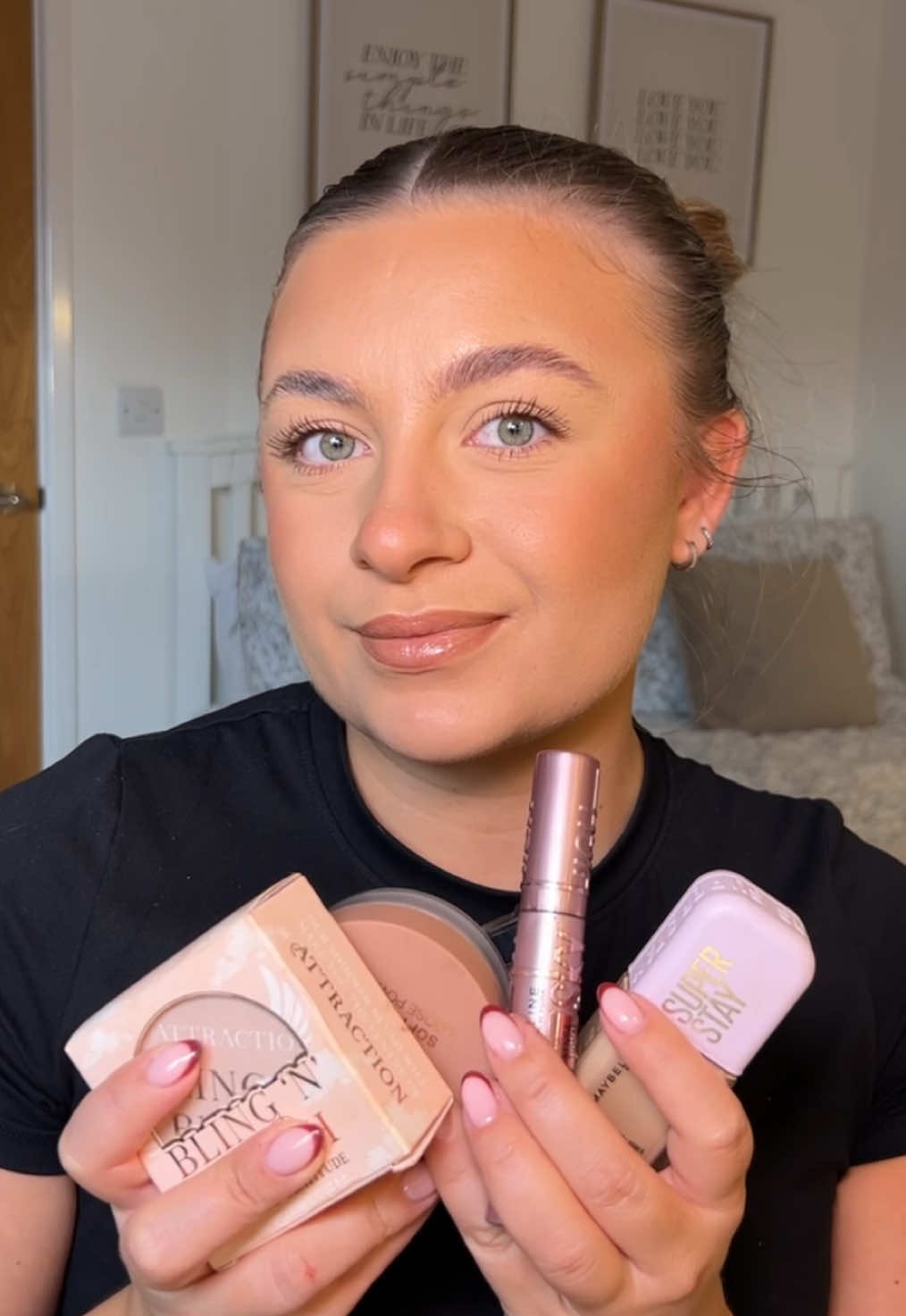 Updated make up faves as an oily skin girl💄  @MaybellineUK @byelliebeauty @Pixi Beauty @elfcosmetics @Benefit Cosmetics @attractioncosmetics_ @HNB Cosmetics @thebeautycrop @The Ordinary @Primark @Morphe Cosmetics  #MakeupRoutine #maybelline #oilyskin #grwm #getreadywithme 