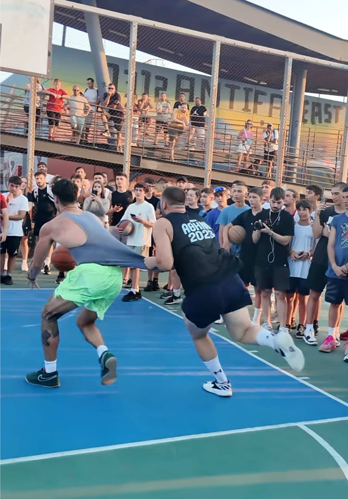 Greek PHONY Fouled the Life Out Of Me & Quit 3 TIMES in This 1v1! #streetball #basketball #mattkiatipis 