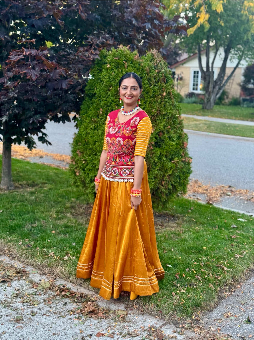 Saved the best for last 💃🏽💕 #garba #chaniyacholi #navratri #gujarati #toronto 