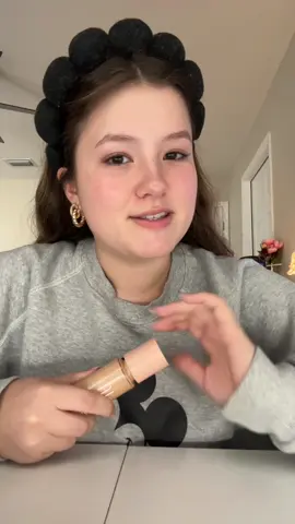 GRWM while I talk about the phrase that tells me someone’s never worked in food service before #getreadywithme #grwm #foodservice #fastfoodworkers #workstories 