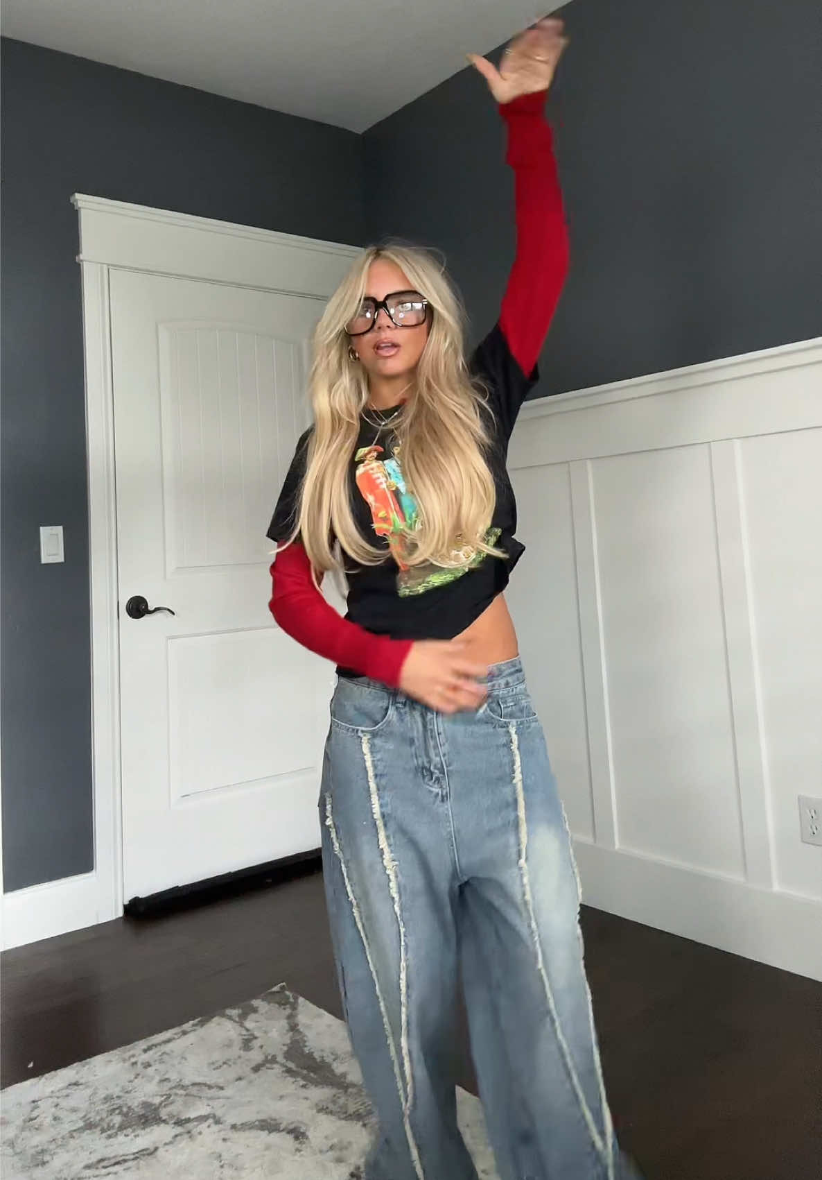 fit >jeans: @aelfriceden_official #fit #outfitinspo #outfitideas #OOTD #viral 