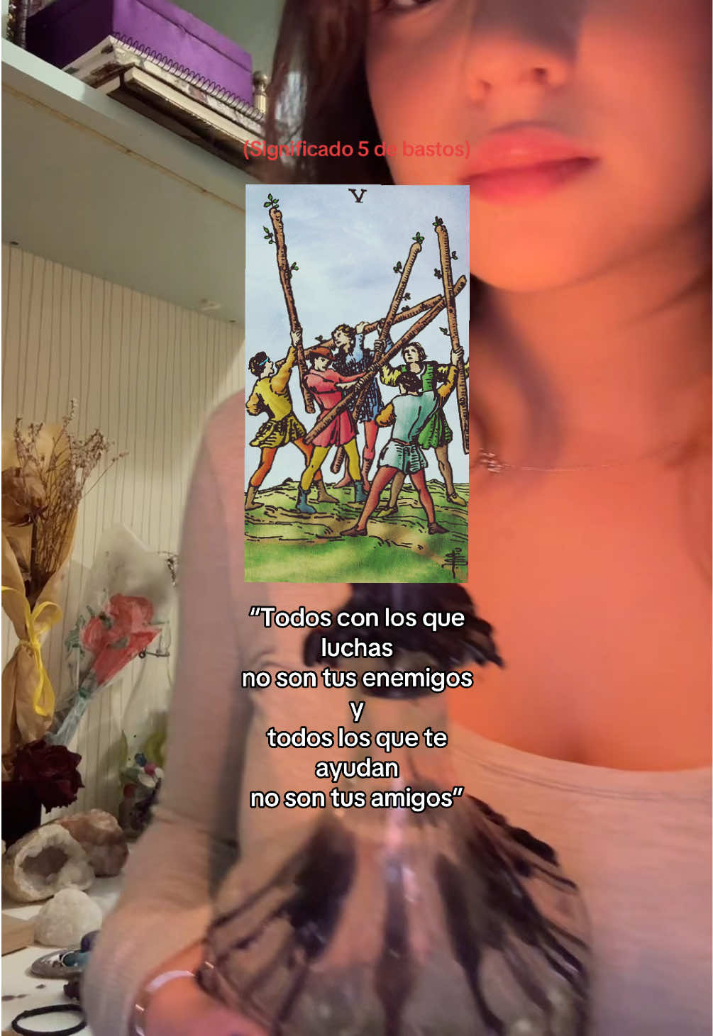 Uno de los significados ocultos del 5 de bastos…  También: *Cambios, conflictos, luchas, peleas, confusiones, intereses personales. *Opiniones, ideas, oposiciones, amenazas. *Otras creencias, cultura, educación, miedos. Tensión por otros, celos, varios pretendientes. *Competencia, demoras de pagos, explicaciones. Varias enfermedades o diagnósticos. *Serenidad, tranquilidad. #witchtok #bruja #tarot #cincodebastos #cartomancia 