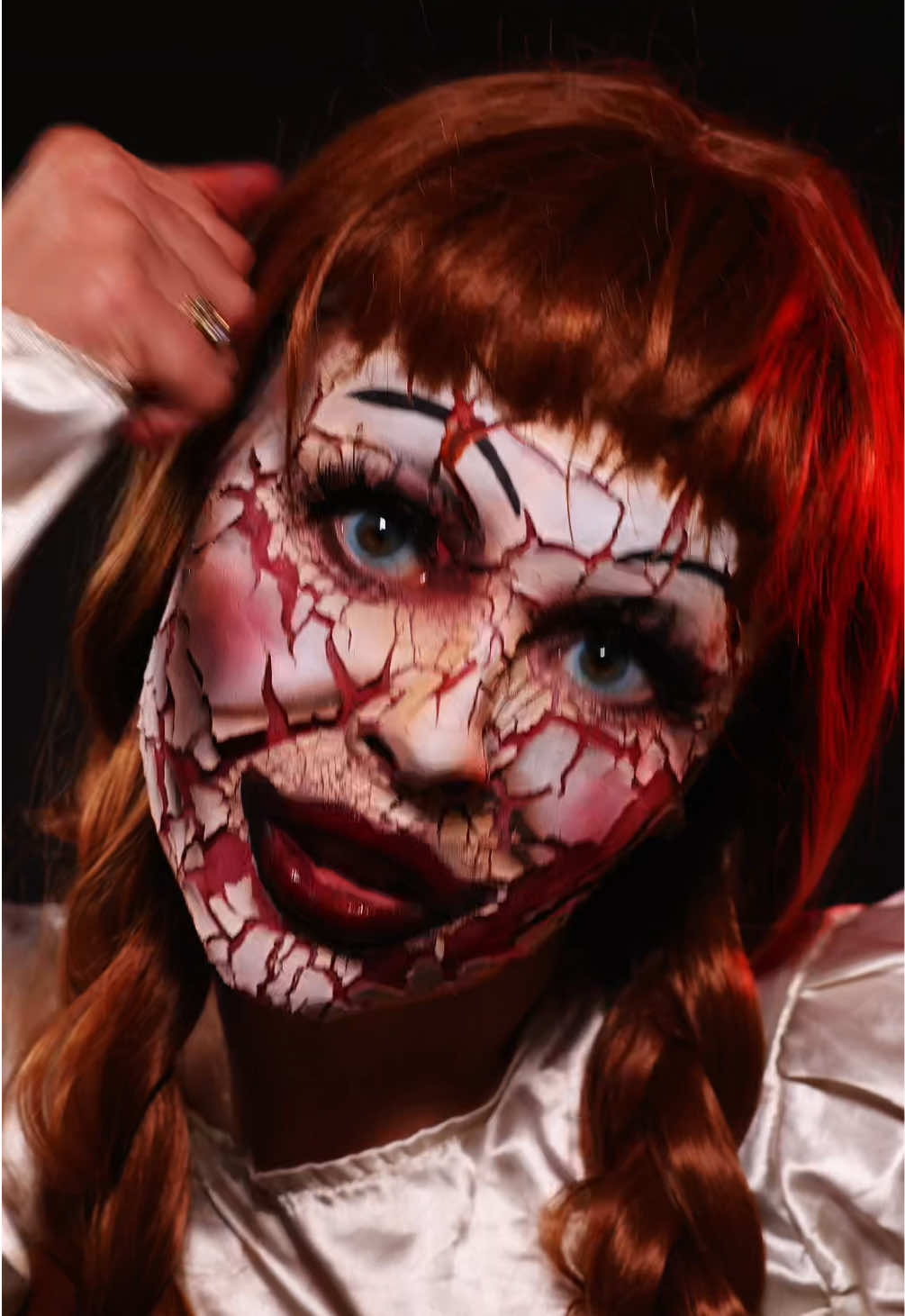 A fun take on annebelle hehe. What’s your guys fav horror movie???  #spookyseason #halloween #sfxmakeup #annabelle 