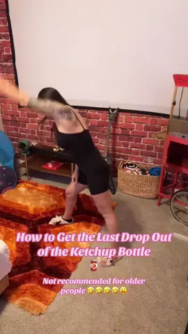 How to Get the Last Drop Out of the Ketchup Bottle🥫 Not recommended for older people. That hurt. 🤣🤣🤣🤣😩😒 #ketchup #funny #ouch #food #condiments 