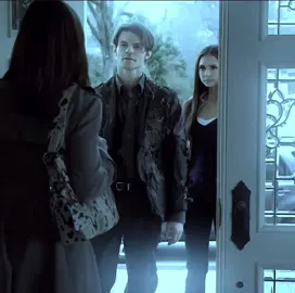 They had so much potential omg ||                                                     [ac: @cassie ☾☀︎— cc: mine] #elenagilbert #eligahmikealson #shipedit #softedit #tvd 