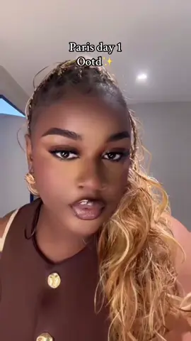 Who wants a detailed tutorial on how i achieve my everyday makeup looks on vacation 😍😍😌 #bobrisky #paris2025 #OOTD #plussizespringoutfitideas #makeuptut 