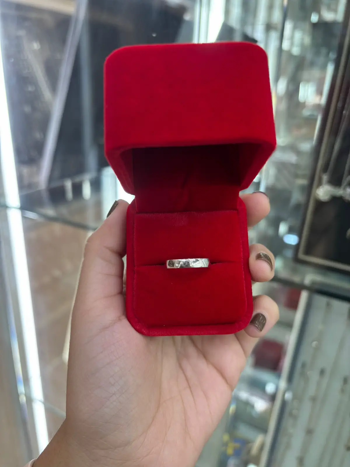 🌷Se hacen a la medida en plata, plata con baño de oro y oro 10kts/ 18kts  🌷Se venden individuales o por par  🌷Hacemos modelos personalizados en 3D  Comunícate con nosotros por WhatsApp 04241038366 para cotizar ✅ #joyeria #caracasvenezuela #marryme #boda #Love 