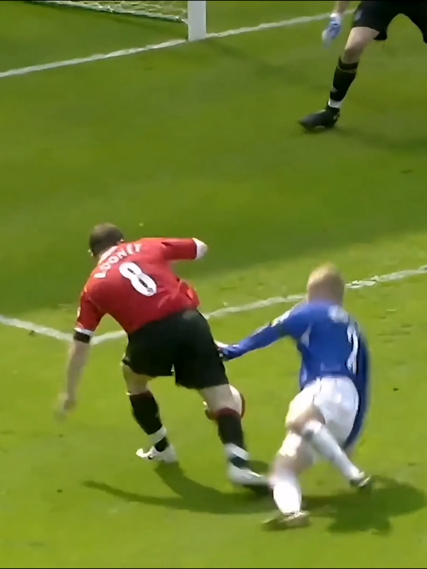 واين روني أسطورة من أساطير الكرة الإنجليزية 🏴󠁧󠁢󠁥󠁮󠁧󠁿⚽ Wayne Rooney es una leyenda del fútbol inglés.🏴󠁧󠁢󠁥󠁮󠁧󠁿💪 #Rooney #fy #fyp #foryoupage #capcut 