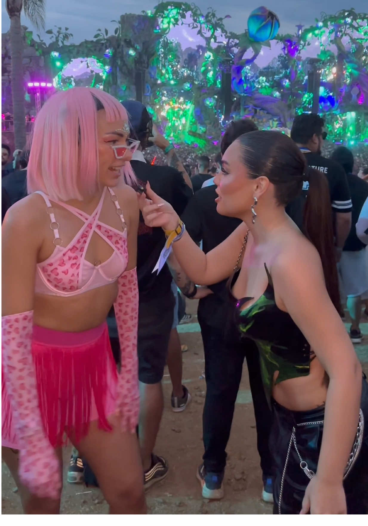 vlog na tomorrowland 🪩🦋 #fyp #foryou #viral 