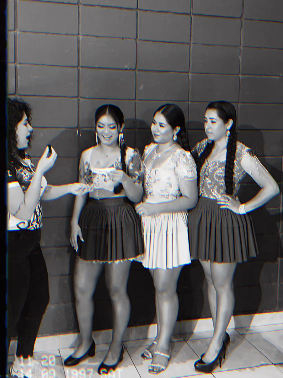 *SÁBADO 1* de noviembre, el mejor espectáculo de la CUMBIA se hace presente en Brasil 💃🏻🇧🇷: *Tributo a la Cumbia Nacional* llega a *SAO PAULO* con un elenco de lujo: 🎤 Dorian Burgos 🎤 Pedro Justiniano 🎤 Hugo Pecho 🎤 Edson Tarifa 🎤 Micky Terrazas 🎵🪇🥁 Acompañados por La Sonora Bolivia, en una velada de fiesta, baile y diversión!!! 📍CLUBE CASSASP Rua Tenente Rocha #387 Santana CEP: 02022-110 Organiza: 🎧 *VLF Music Show Time* ¡Comparte, llama y etiqueta a tus amigos y ven a bailar con nosotros! 💃🏻🪩🕺 Compra tus entradas en: www.vflmusic.com.br O diretamente via PIX: pix@inovaresaude.com.br Enviamos tu comprobante! Y via whatsap: https://wa.me/5511919252026 VLF Music Show Time #ShowEnBrasil #TributoAlACumbia #SãoPaulo2025 #vflmusicshowtime