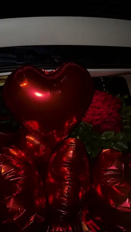 Red Roses Heart ♥️ #illyrianflowers #luxuryflowers #london #cls63amg 