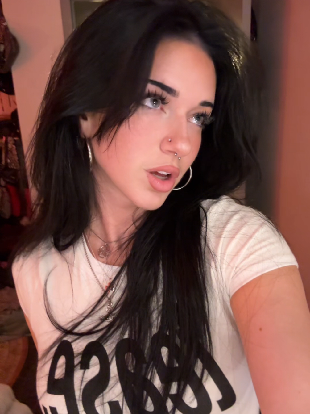 Such a baddie.... #hottie #baddie #🍒 #snowbunny #content 