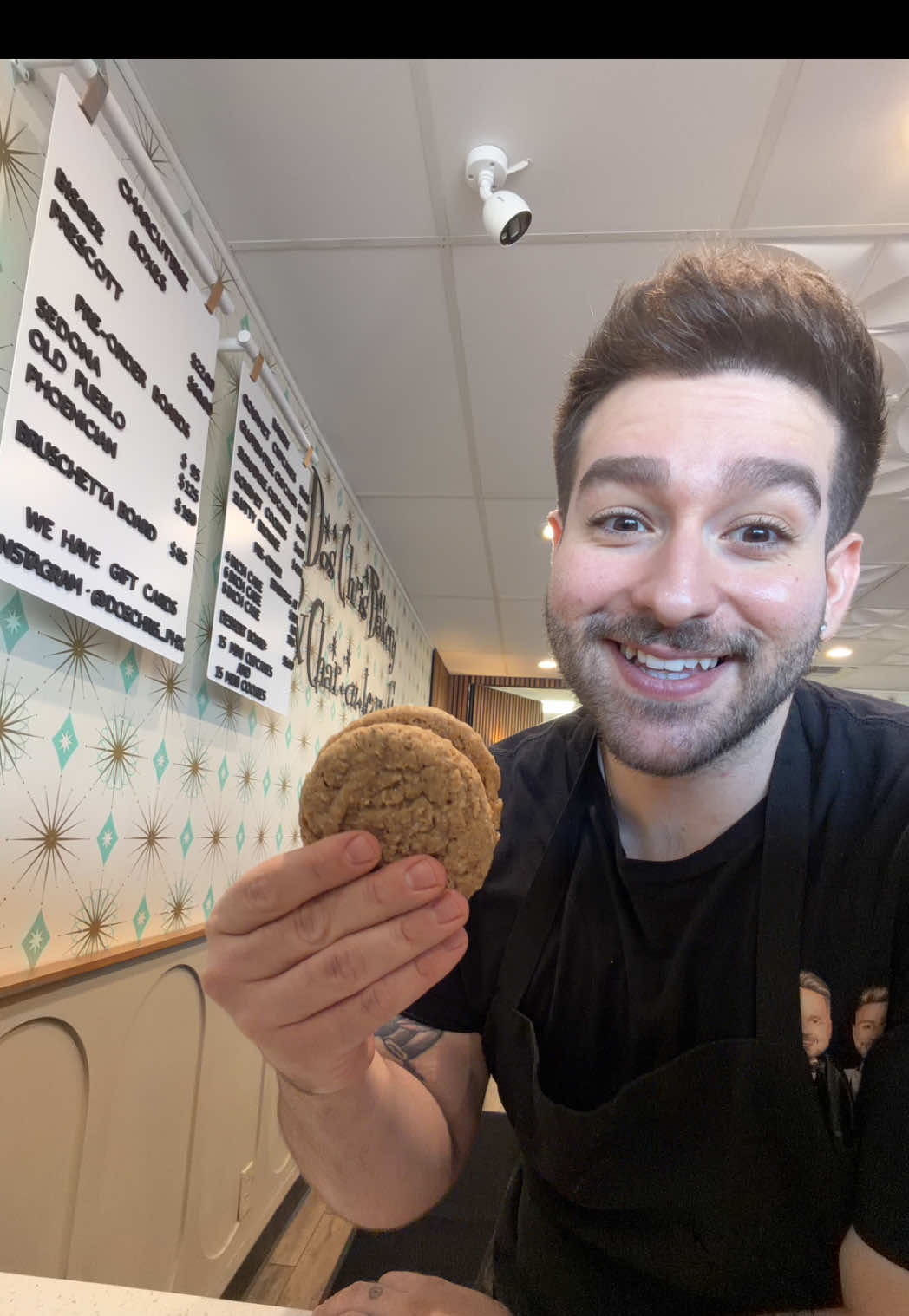 ✨Enjoy a Oatmeal Caramel Cream Pie with me!✨ #phxbakery #azbakery #yum #viral #arizona 
