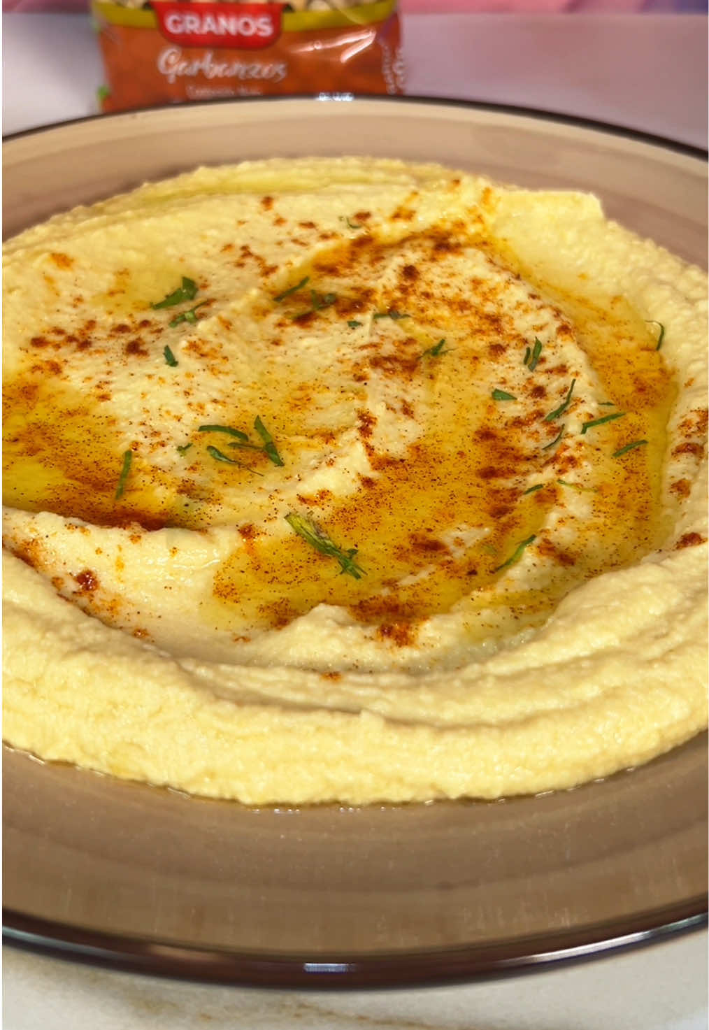 Aprende a hacer este hummus de garbanzos súper fácil para que lo prepares en tus fiestas y reuniones con tus familiares y amigos! Por supuesto con los mejores garbanzos los de mi gente de @Alvarigua que vienen limpios y seleccionados mejor imposible!  #hummus #garbanzos #comidacasera #Receta #venezuela