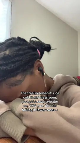 It’s a fight#fypシ #relatable #funny #school #corny 