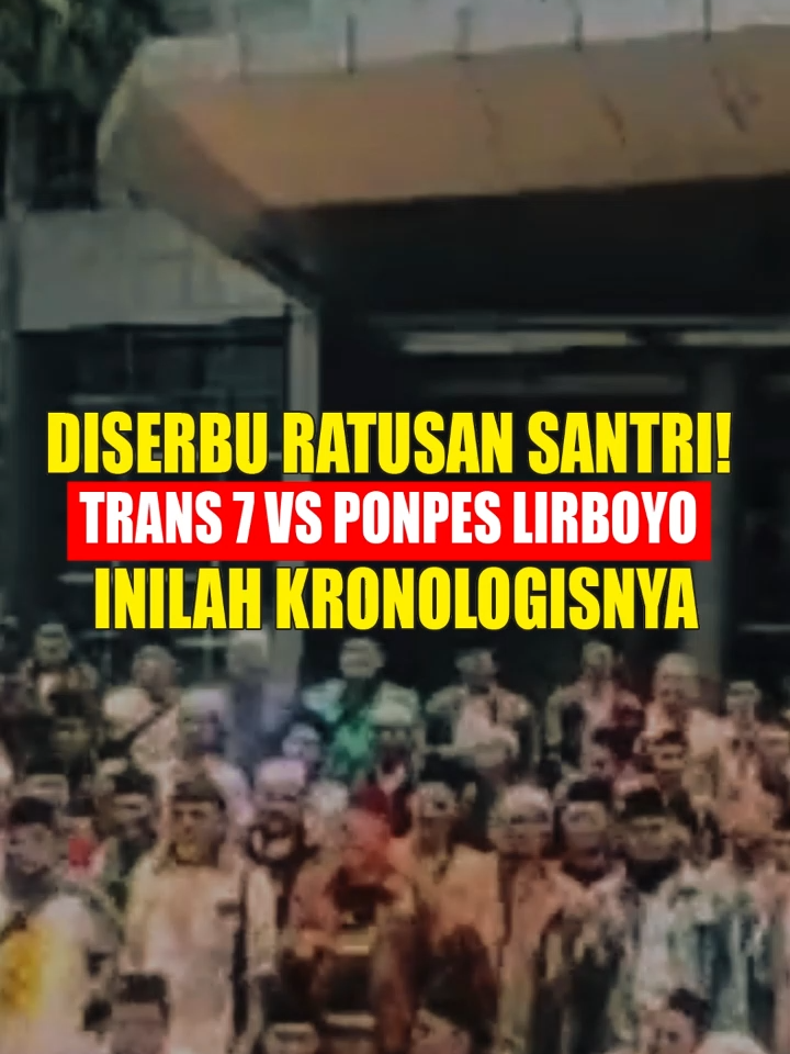 Dianggap Menghina Pesantren Lirboyo Trans 7 Digeruduk Masa Dan Ini Kronologisnya. * Tayangan Xpose Trans7 tentang Pondok Pesantren Lirboyo pada Senin malam, 13 Oktober 2025,  memicu reaksi luas. Potongan video cepat menyebar, muncul protes dari komunitas  santri dan warga NU. Trans7 menyampaikan permintaan maaf dan menyebut evaluasi internal.  KPI menilai perkara ini serius.    Pada 15 Oktober, langkah penindakan disampaikan, sementara massa dari jaringan santri  dan alumni mendatangi kantor Trans7 untuk menyampaikan aspirasi. Perdebatan  berlanjut pada dua hal: apakah Xpose ingin “membuka wajah” pesantren,  atau terjadi kekurangan riset dan pertimbangan dampak sebelum tayang.   Kronologi Peristiwa (13–15 Oktober 2025)   13 Oktober (malam): Segmen Xpose tentang Lirboyo tayang di Trans7.  Narasi dinilai menyinggung tradisi pesantren dan kiai sepuh.   13/14 Oktober (dini hari): Potongan video menyebar di media sosial.  Protes dan seruan tagar bermunculan.  14 Oktober (siang):  Organisasi keagamaan menyampaikan keberatan dan daftar tuntutan:  penjelasan sumber data, cara pengambilan gambar, serta alasan penayangan.   14 Oktober (sore–malam): Trans7 menerbitkan surat permohonan maaf  dan menyatakan akan mengevaluasi proses siaran.  Desakan sanksi terhadap program menguat.   15 Oktober: KPI menyampaikan langkah penindakan.  Pada hari yang sama, massa dari jaringan santri dan alumni  mendatangi kantor Trans7 untuk menyampaikan aspirasi dan meminta penjelasan terbuka.     #boikotrans7 #wikiislampedia #pondokpesantren #ponpeslirboyo #expose #santriindonesia #nahdatululama #islamupdate #news #wikiislampedia #instagramreels #kontroversi #trans7 #viralshorts #islamicshorts