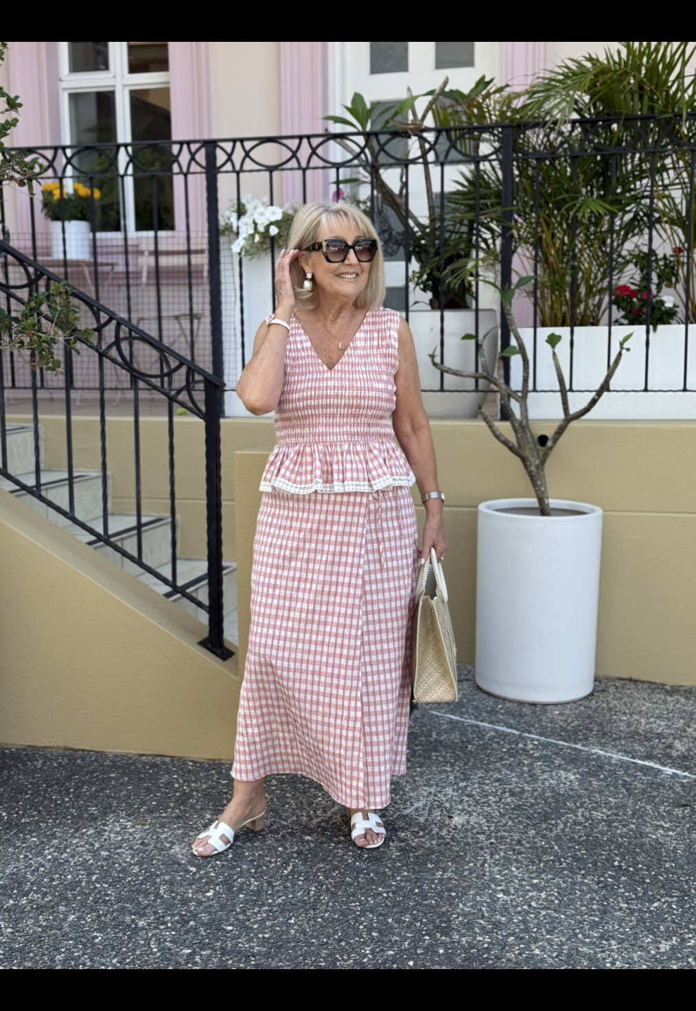 PRETTY IN PINK! 💕 #ThisWithThis #OOTD #StyleInspiration #AgelessStyle #PinkStyle   