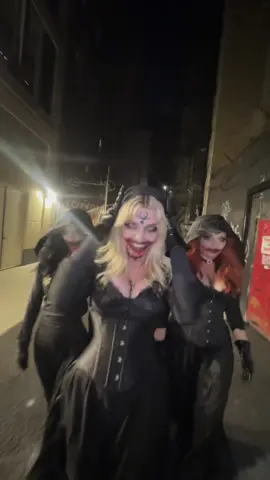 Dimitrescu Sisters 👯‍♀️ (Bela: @lems🤍 , Cassandra: @1Kyle8 , Daniela: Me) #residentevil #dimitrescudaughters #re8 #halloween #spookyseason  