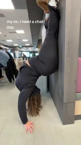 everyone at my uni thinks I’m weird #chair #college #vancouver 