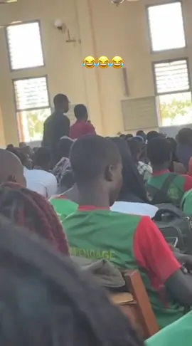 il pense qu’il a tué😂😂😂#tiktokburkinafaso🇧🇫🇧🇫🇧🇫🇧🇫 #bobodioulasso❤🇧🇫 #tiktokburkinafaso🇧🇫🇧🇫🇧🇫🇧🇫 #tiktokbobodioulasso💗🇧🇫🇧🇫🇧🇫🇧🇫 #etudiant 