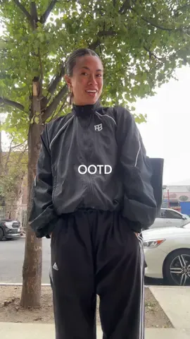 Not my normal OOTD but we’re trying  everything new this year lollll  Jacket @BODYARMOR turtleneck @SKIMS track pants @adidas shoes @Salomon 