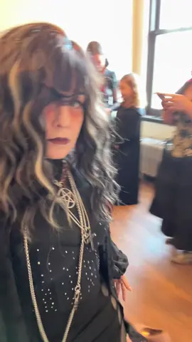 Just a casual night out with the coven! 😉 Absolutely obsessed with the spooky glamour we created inside the incredible Collingwoods Art Center with @Creatives At Work @Shae F  Feeling truly eternal thanks to the talent of the other girls, our amazing photographer, and the transformative makeup artistry by @Alexiaraemua She brought this vampire queen to life (or... un-life?). Tap for details, and tell me your  shot! 🩸🖤 #CollingwoodArtCenter #VampireVibes #SpookyGlam #PhotoshootGoals #AlexiaMakeup