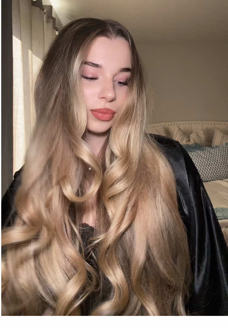 The hair is the outfit. #hairtok #blowout #hairstyle #longhair #blonde @Kitsch @wavytalkofficial @Redken @loréal paris usa @L’Oréal Paris @L’Oréal Professionnel @Oribe @amika @Moroccanoil @UNITE Hair 