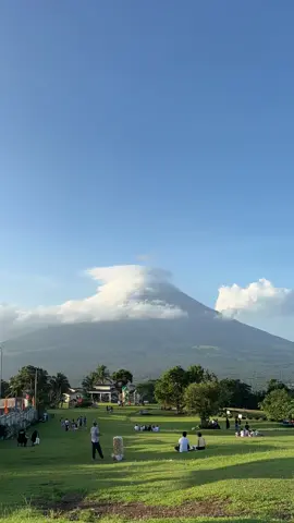 majestic Mayon,🌋👐 #mayonvolcano #foryou 