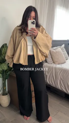 #vintagefashion #vintagejacket #bomberjacket #jacket #suedejacket @Katch Me Chic 