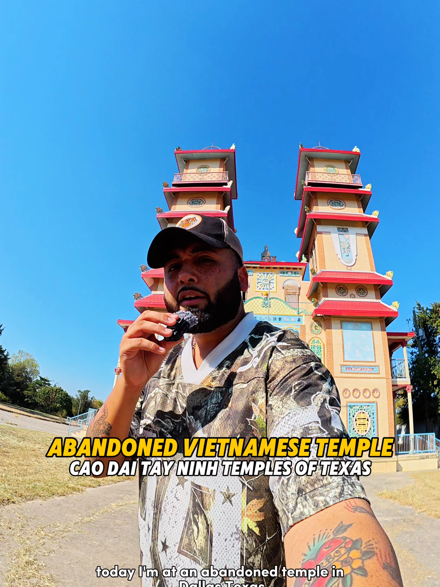 Today, I learned about Cao Dai disciples - a group of people  believe all religions come from one GOD. Cao Dai started in Tay Ninh, South Vietnam in 1926. I was grateful to have introduced my self to a new friend today who allowed me to explore this historical building here in Dallas. WOW! My fave exploration so far! #dallas #vietnam #hectordaily #temple #abandonedplaces