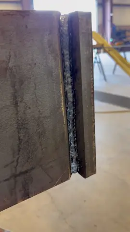 Welding vertical #welding #weldingtiktok #fyp #weldtok #welderslife 