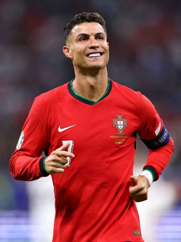 Cristiano Ronaldo marca dois gols para Portugal e fica muito próximo ao Record dos mil gols! #eliminatorias #paratiiiiiiiiiiiiiiiiiiiiiiiiiiiiiii 