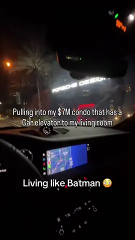 Woah 😦 (via calebcanales_/IG) #batman #car #espnsocial