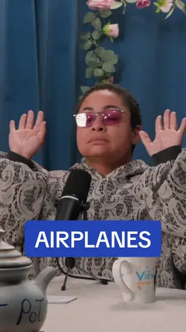people forget how to act the second they step in to an airport @Chelsea Handler @miranda v. pm @ravensymone #airplane #consideration #petpeeve #comedian 