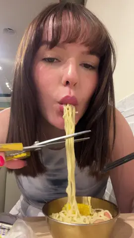 TUDO QUE EU COMI NO RODÍZIO DE CHURRASCO COREANO 🍜💖🌟 Restaurante: Mr. right Localizado em R. da Glória, 108 - Liberdade, São Paulo - SP Valor total pago: R$195,81 #comidacoreana #experimentandocomida #coreia #frutosdomar #churrasco 