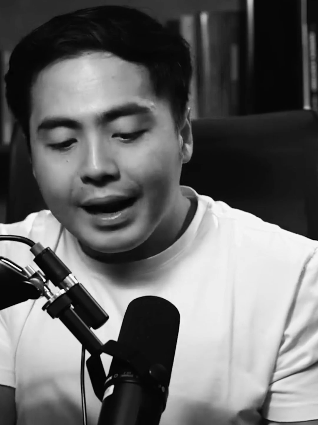 Nabung itu bukan pelit, itu bentuk sayang sama diri lo di masa depan. #arifhidayat