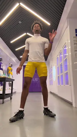 🤣🤣🤣🤣🤣🤣 #LLK2💜 #lsufootball 