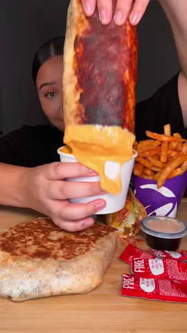 #viral #mukbang #tacobell #fyp 