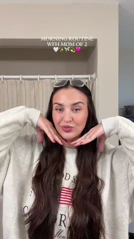 wfh morning routine ☺️🩷✨🤍 was exhausted this morning lol #workingmom #momoftwo #MomsofTikTok #wfhmom #morningroutine 