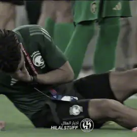 المعروف عن عبدالرحمن العبود في كل مُناسبة سواء للمنتخب او لنادية الاتحاد يذكر فهد المولد ، اليوم وبعد التأهل عبدالرحمن العبود يتذكر فهد المولد ويجهش بالبكاء 😢 ، ‏الله يردّله صحّته وعافيته ويبشّرنا ويبشّر أهله بشفاءه يارب عاجلًا غير آجل ,                                           #فهد_المولد #السعودية 