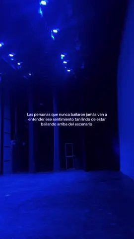mi lugar favorito siempre 🤍 #danza #bailarines #escenario #dancer #paratii 
