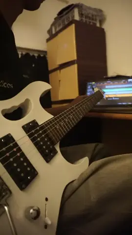 aku milikmu - dewa 19 #dewa19 #dewa #akumilikmu #gitar #gitarsolo 