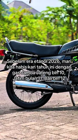 Tidak usah terlalu difikirkan, mari kita gaskan. Bahlil B ne opo? #rxsyahdu #rxkingperedam #rxkingindonesia #doktergarage_2stroke #asalbaticol 