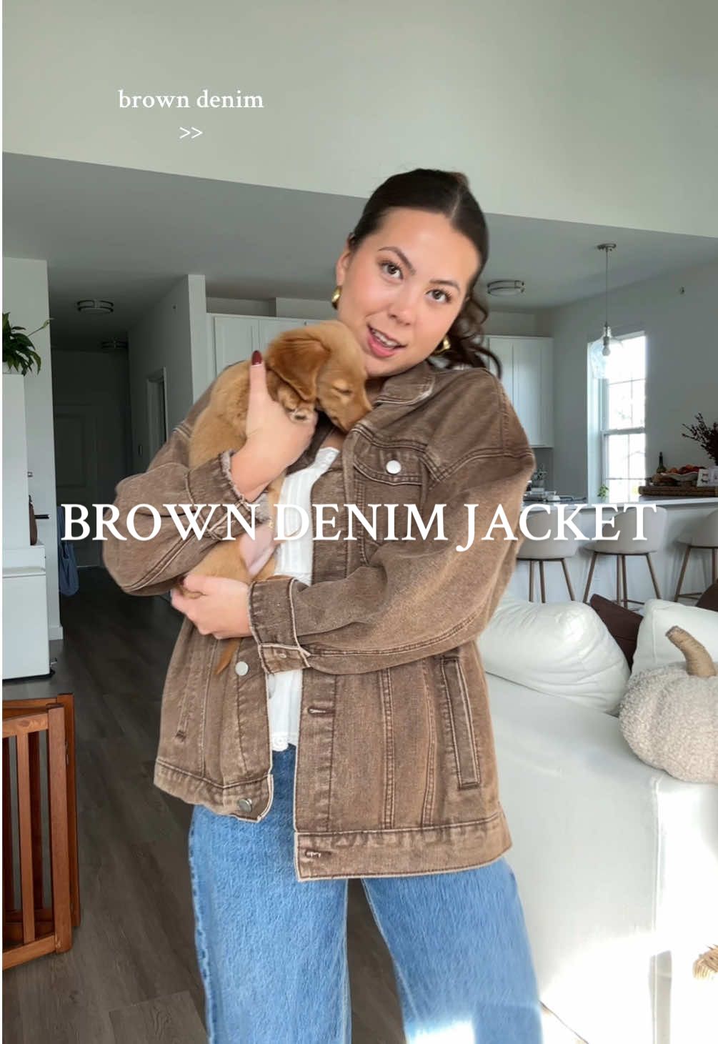 wearing a medium!🤎 #browndenimjacket #browndenim #denimjacket #jeanjacket #tiktokshopblackfriday 