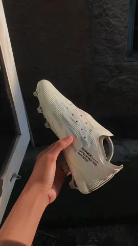 #sepatubola #anakbola #footbal #footballtiktok #sepatubolapremium 