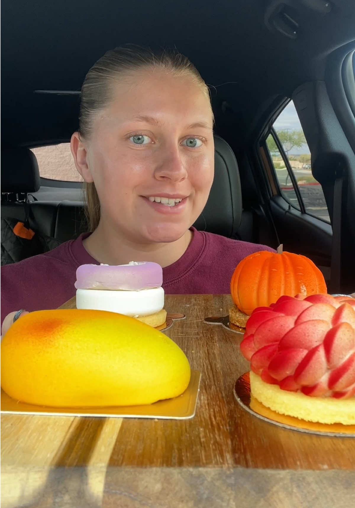 Trying viral fruit pastries in Las Vegas 🤤😍 #fruitpastries #viralfood #lasvegasfood #Foodie #dessert 