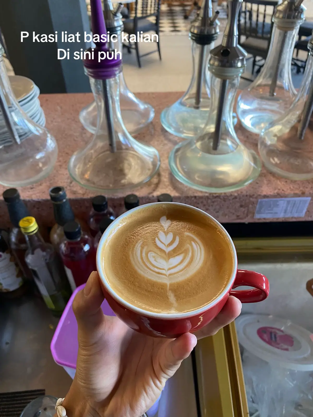 Onlyyy for basic #barista #latteart 